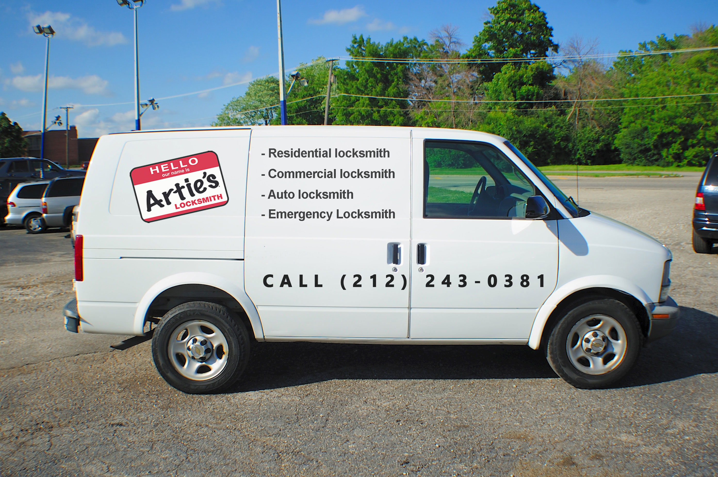 Arties Locksmith NYC van